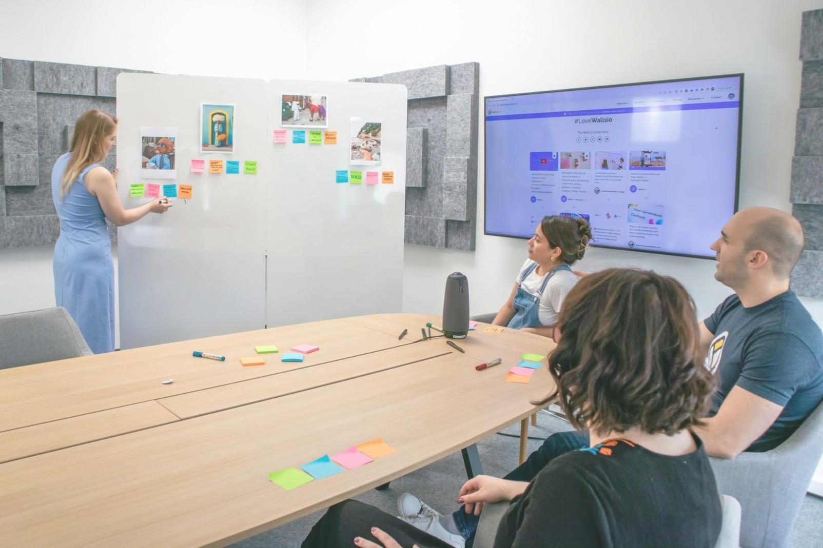 Espace de travail moderne pour la gestion de budget de projet